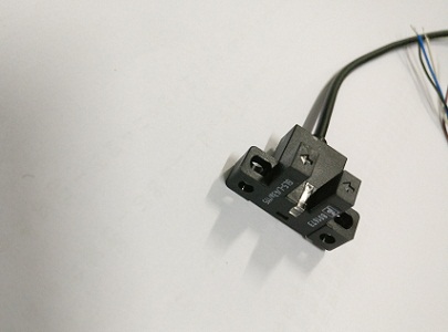 電渦流傳感器有什么缺點，與電渦流式傳感器有什么不同？