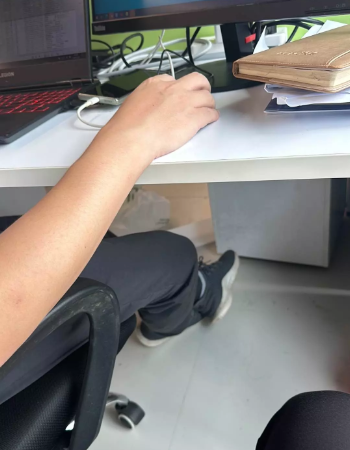 密封釘機(jī)型和激光對射方面的潛在合作機(jī)會